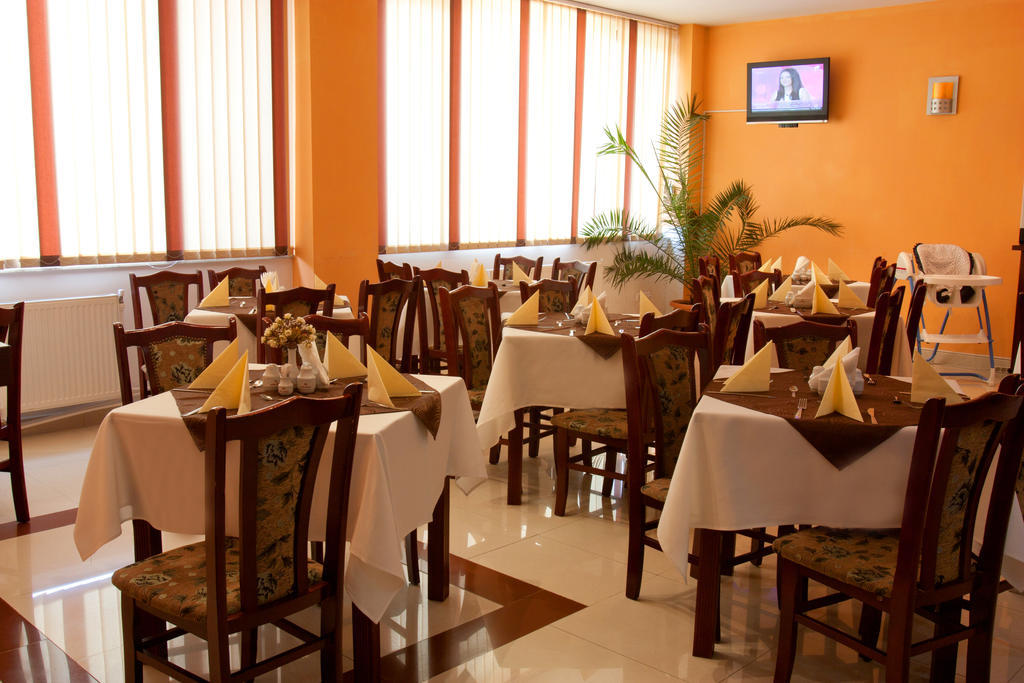 Denisa Hotel أوتوبين المظهر الخارجي الصورة